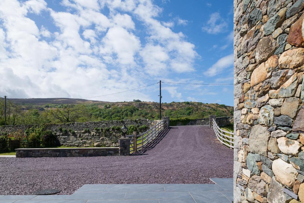 Arlyn, Padarn Lake Viewpoint In Snowdonia Caernarfon Exterior photo